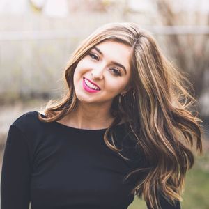 Meet your Posher, Elizabeth